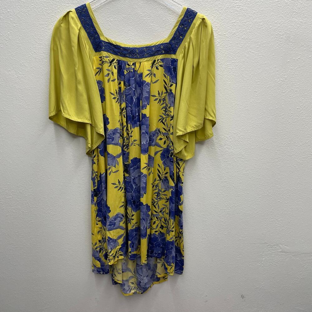 Umgee Women’s Medium Mustard Yellow and Blue Floral Dress Scoop Back Lace